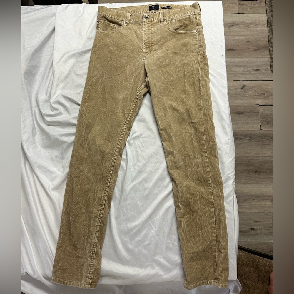 Quicksilver khaki corduroy men’s pants size 32